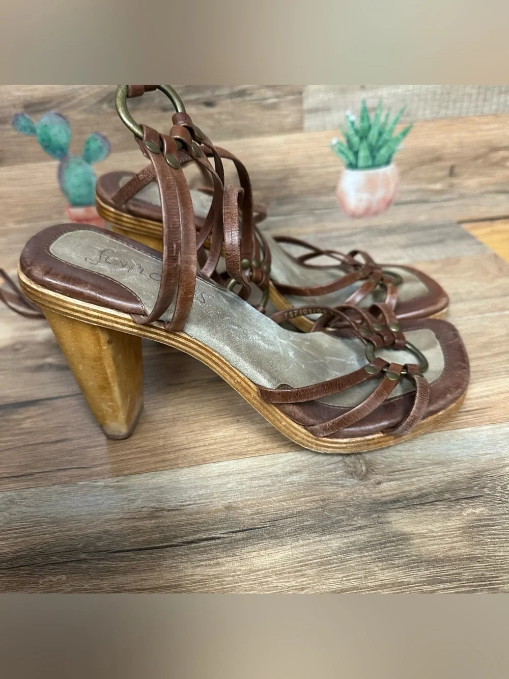 Vintage 90s Sunflowers wooden block heel sandals lace up women’s size 6